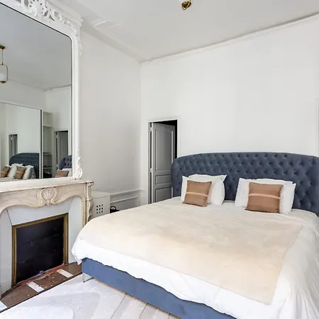 Apartment Luxury And Comfort Champs Elysees District Paris