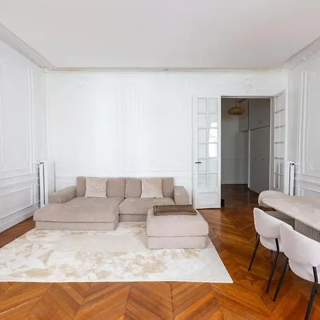 Apartment Luxury And Comfort Champs Elysees District Paris