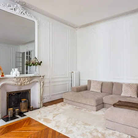 Luxury And Comfort Champs Elysees District Paris